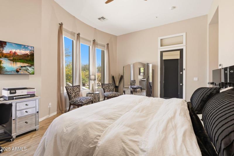 42001 N BRIDLEWOOD WAY