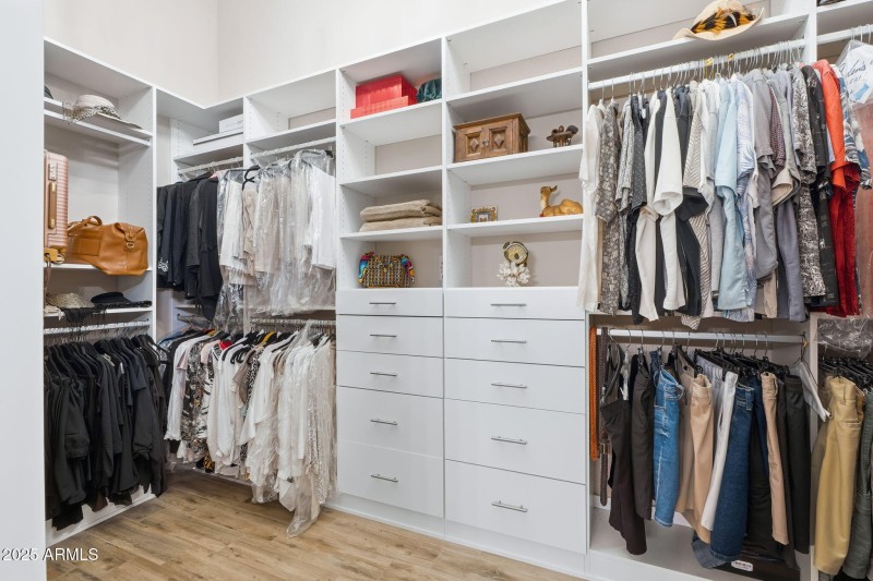 42001 N BRIDLEWOOD WAY