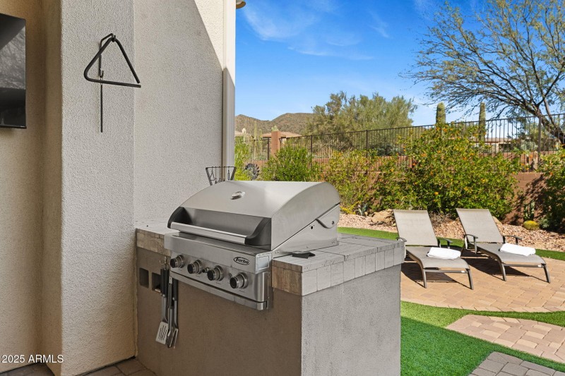 42001 N BRIDLEWOOD WAY