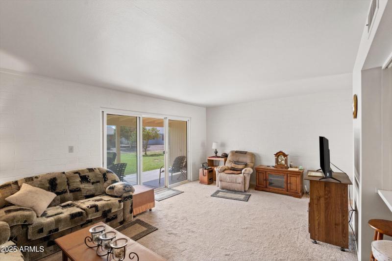 07-Living Room