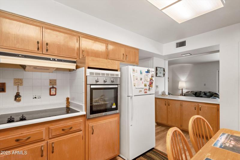14-Kitchen