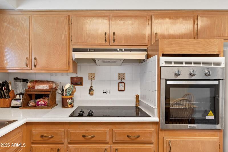15-Kitchen