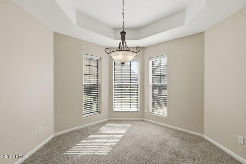 009_Formal Dining Area