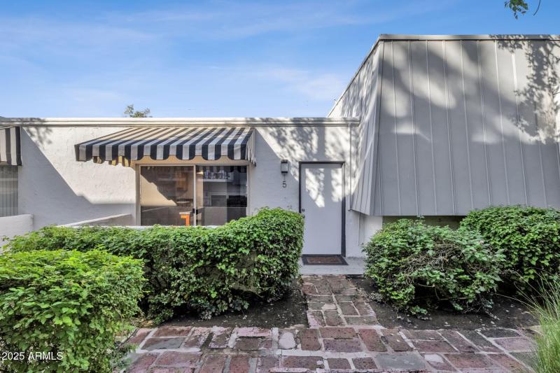 2-web-or-mls-3416-n-44th-st-15