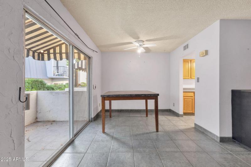 9-web-or-mls-3416-n-44th-st-15