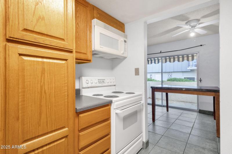 13-web-or-mls-3416-n-44th-st-15