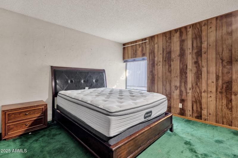 18-web-or-mls-3416-n-44th-st-15