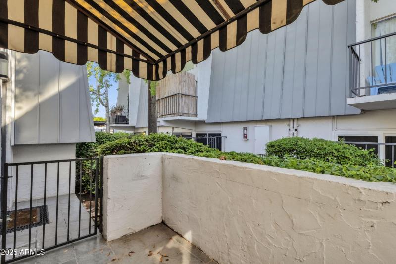 21-web-or-mls-3416-n-44th-st-15