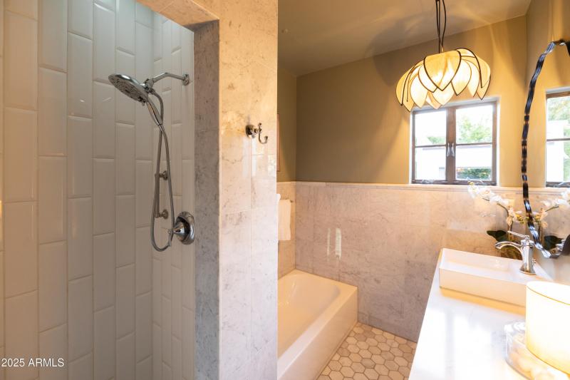 Separate Shower & Tub