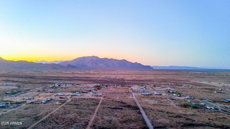 20251007010403075042000000-o (2)