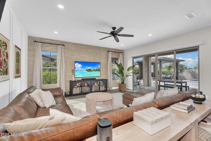 20250331234640832399000000-o