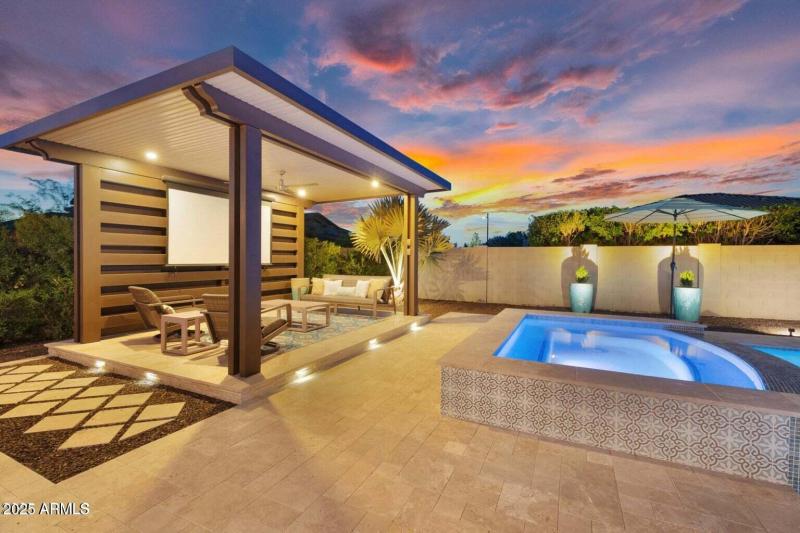 20250331233641738769000000-o