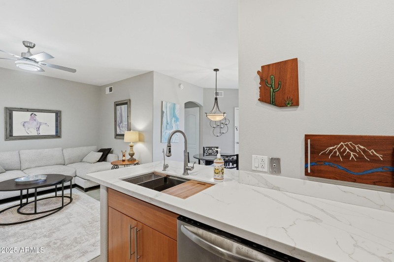 19-web-or-mls-019_ListerPros