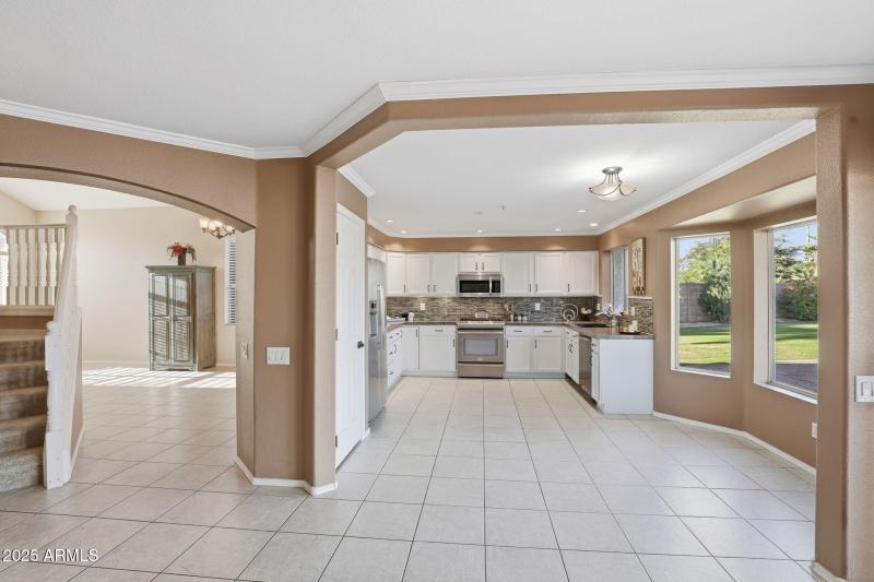 15-web-or-mls-11155 N 87th Pl Scottsdale