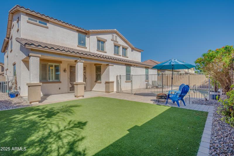 21469 E Roundup-ext-5