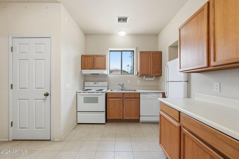 28-web-or-mls-049_ListerPros