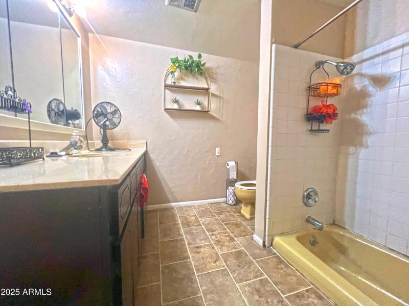 Unit 1 Hallway Bathroom 2