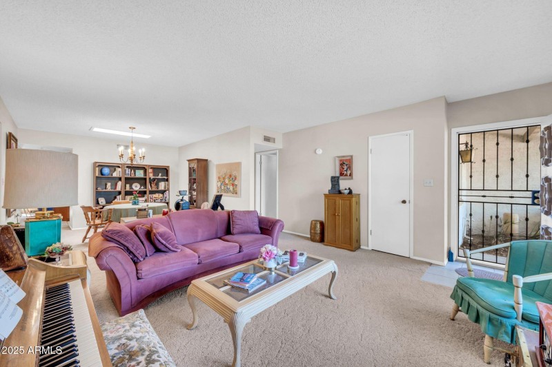 7741 E Harvard St-15