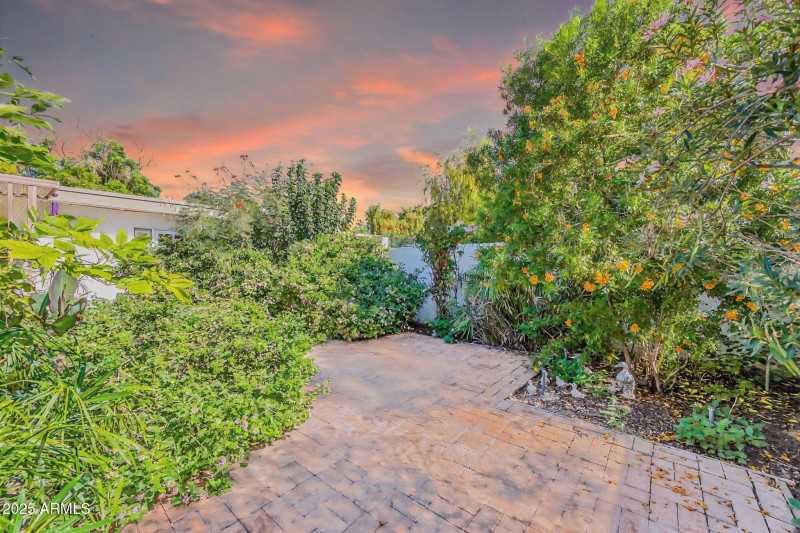 7741 E Harvard St VT 3