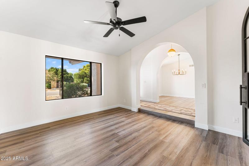 15833 N 60th Way, Scottsdale AZ 85254