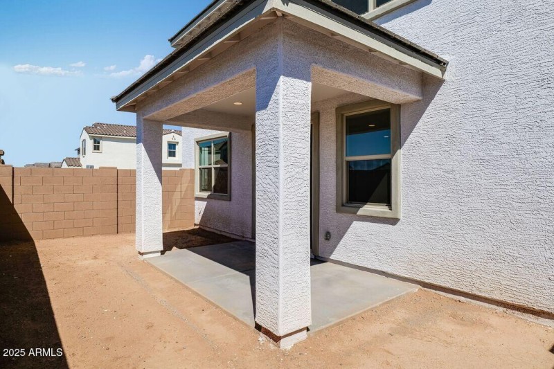 25161 N 165th Lane ~ Ready Now!