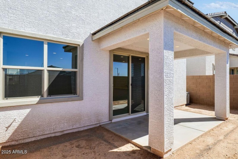 25161 N 165th Lane ~ Ready Now!