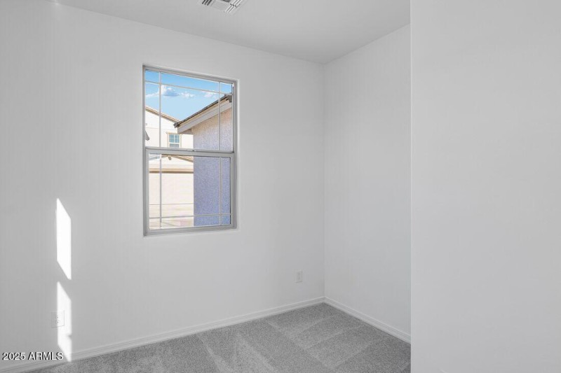 25161 N 165th Lane ~ Ready Now!