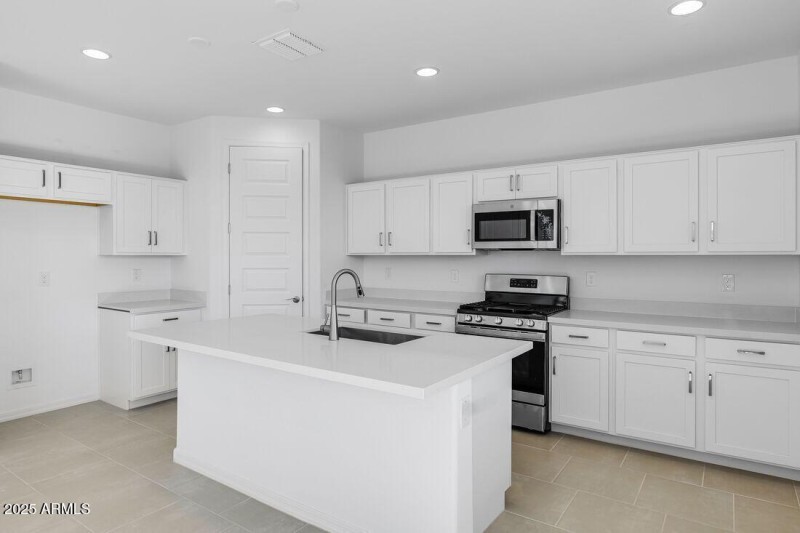 25161 N 165th Lane ~ Ready Now!