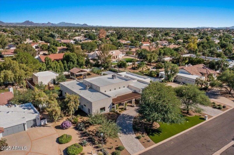 03-Aerial front of home