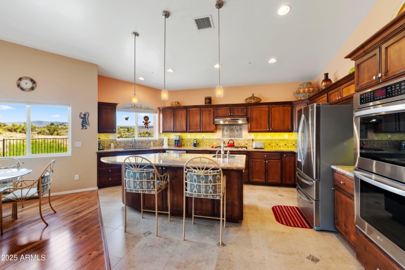05-Kitchen