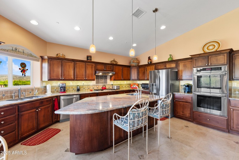 06-Kitchen
