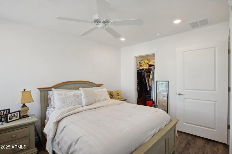 12945 W Greenway Rd L102-014