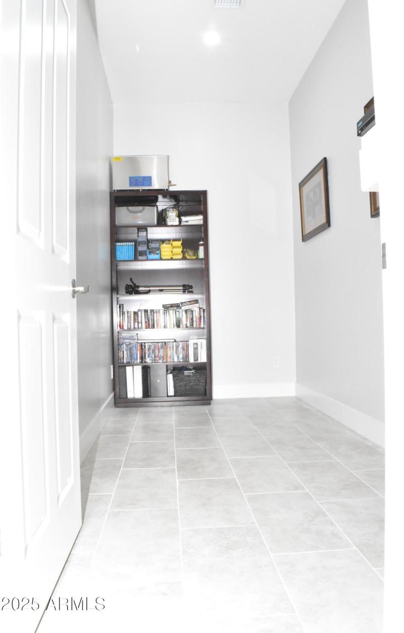 large bonus room 2392