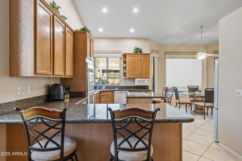 3430 N Mountain Ridge #64-16