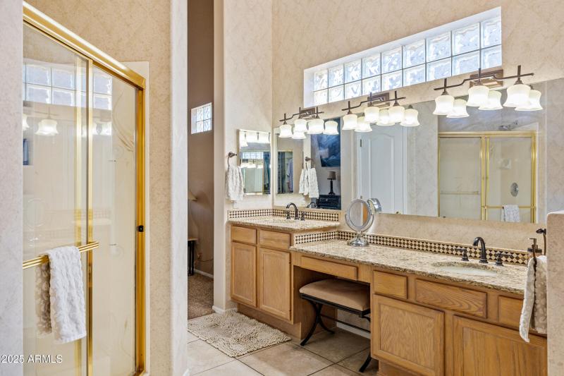 3430 N Mountain Ridge #64-36