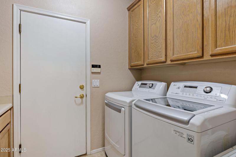 3430 N Mountain Ridge #64-40