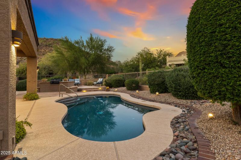 3430 N Mountain Ridge #64-57