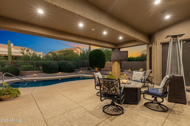 3430 N Mountain Ridge #64-64