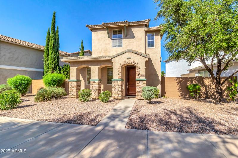 1639 S Laramie-3