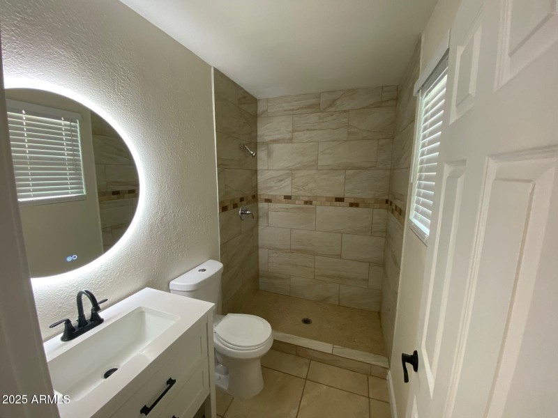 WhatsApp Image 2025-10-19 at 11.07.08 AM