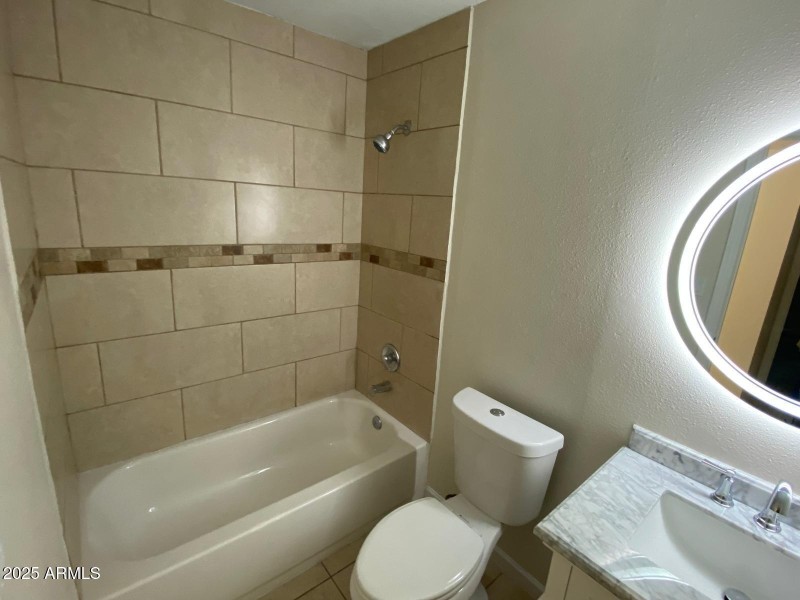 WhatsApp Image 2025-10-19 at 11.07.07 AM