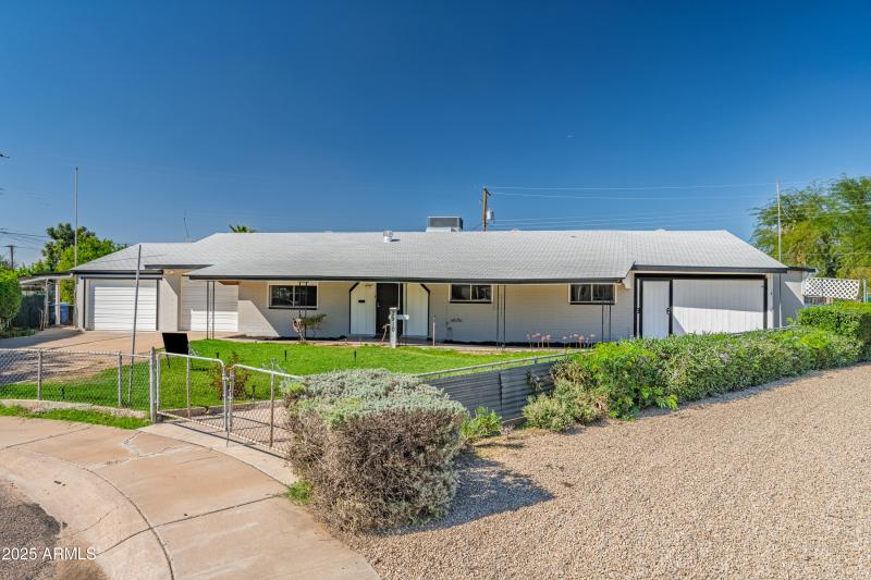 2910 N 60th Drive-3