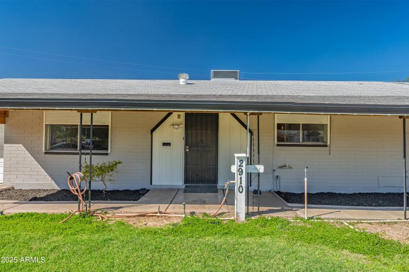 2910 N 60th Drive-5