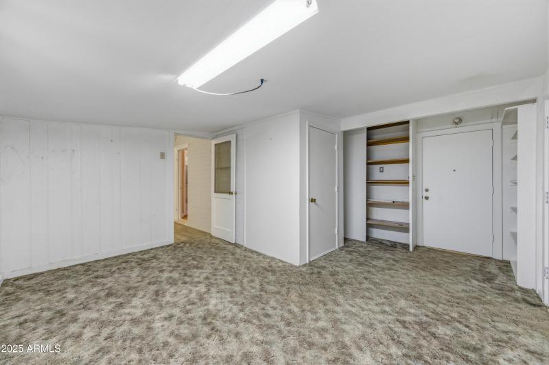 2910 N 60th Drive-24