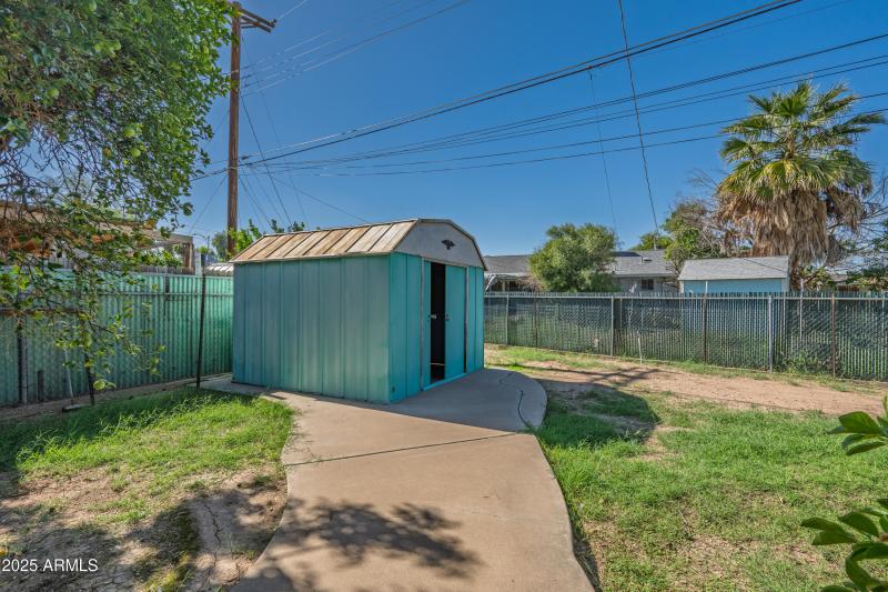 2910 N 60th Drive-27