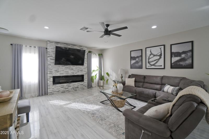 Living Room 4