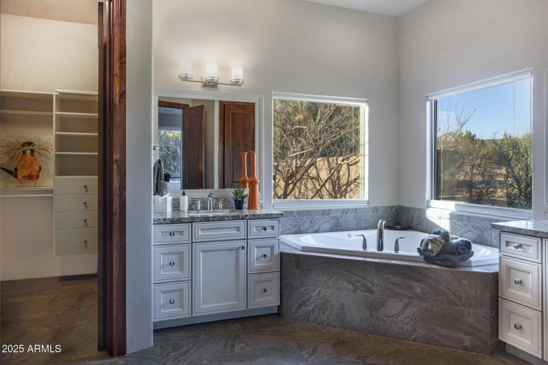 6 MAIN BATH DRESSING (1)