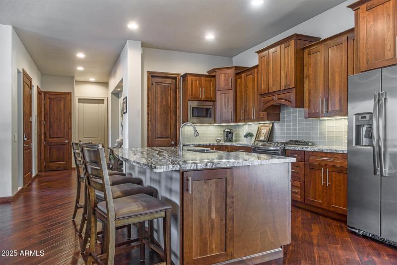 4 SNACK BAR KITCHEN (2)