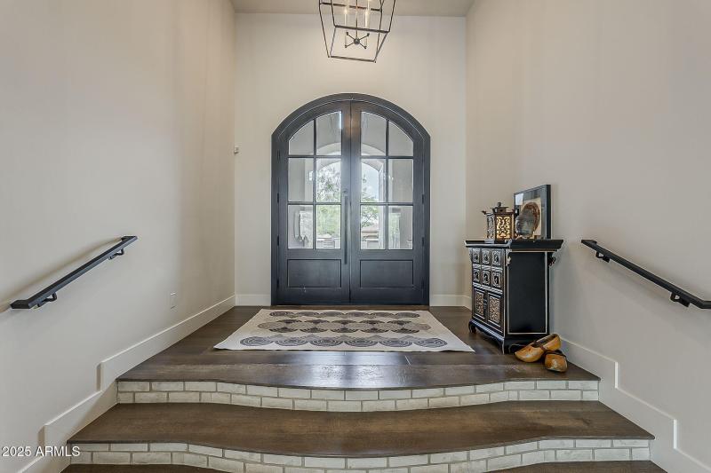 18-web-or-mls-Sunset Vista-8