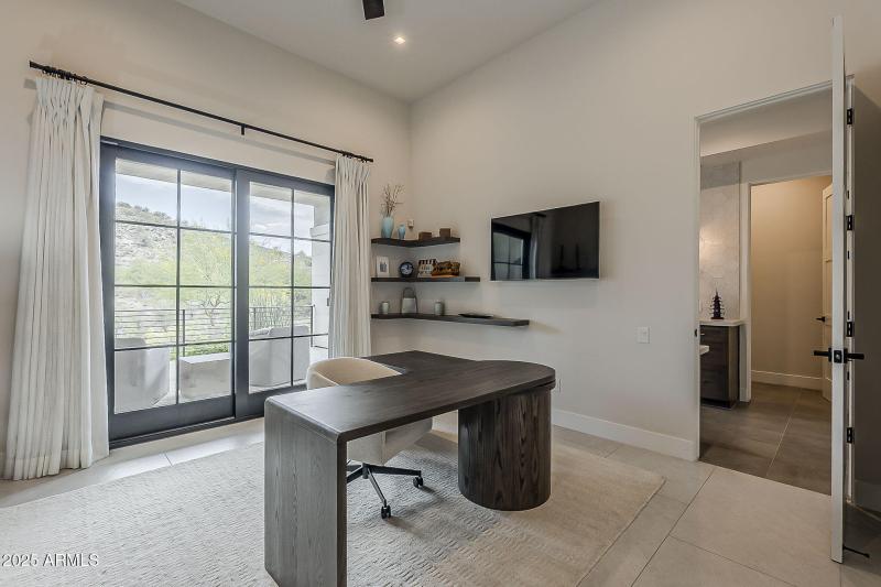 63-web-or-mls-Sunset Vista-53